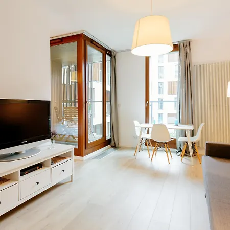 Go - شقة فندقية 4*