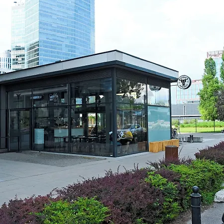 Go - شقة فندقية 4*