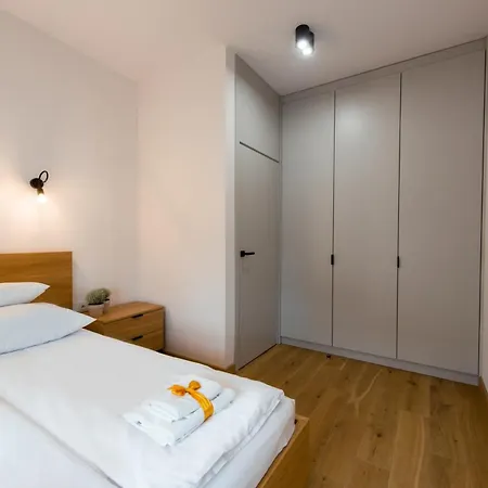 Aparthotel Go