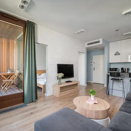 Go Aparthotel Warsaw