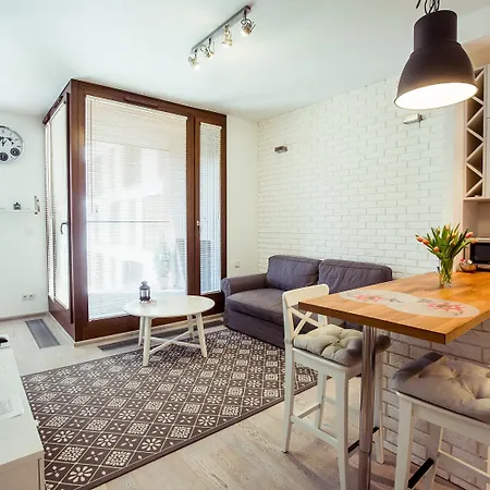 Go - Aparthotel Warschau