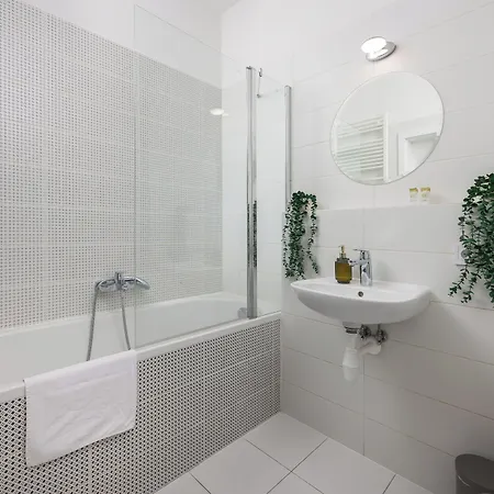 Aparthotel Go - 4*