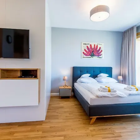 Aparthotel Go