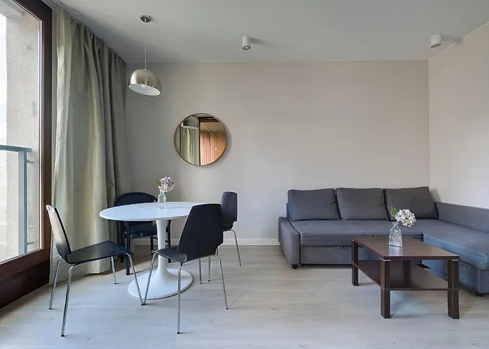 Go - 4* Βαρσοβία