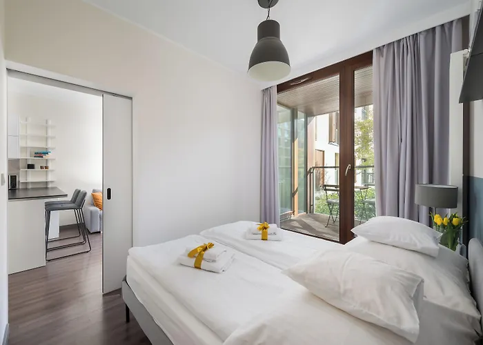 Go - 4* Βαρσοβία