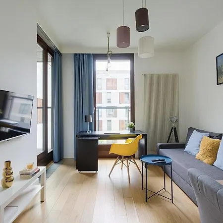 Go - アパートホテル 4*