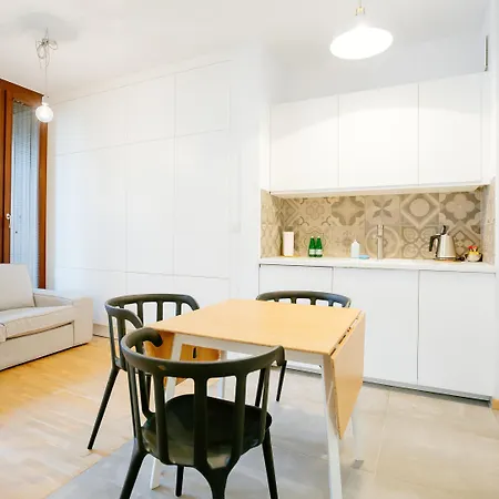 Go - アパートホテル 4*