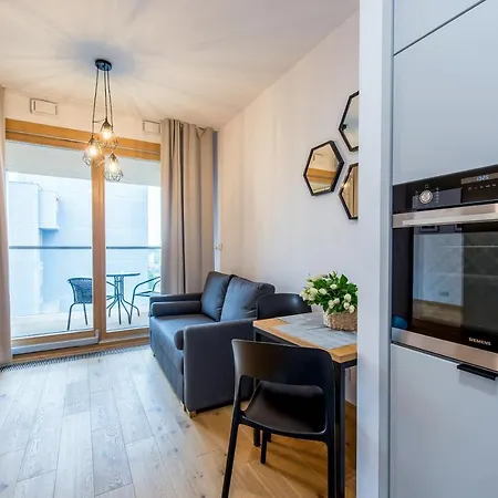 Go - ワルシャワ