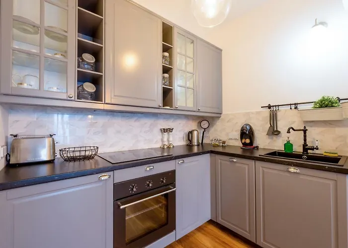 Go - 公寓式酒店 4*